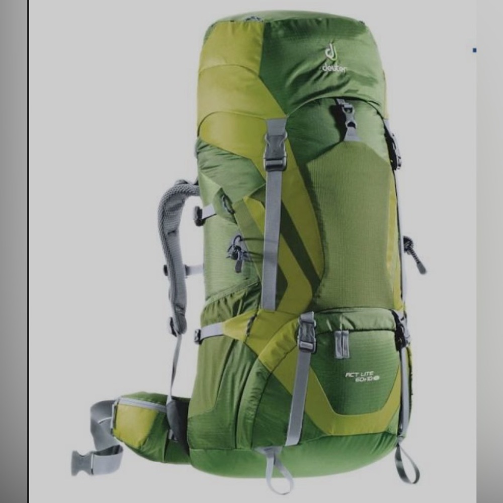 Deuter Act Lite 60+10 SL Backpacking Backpack